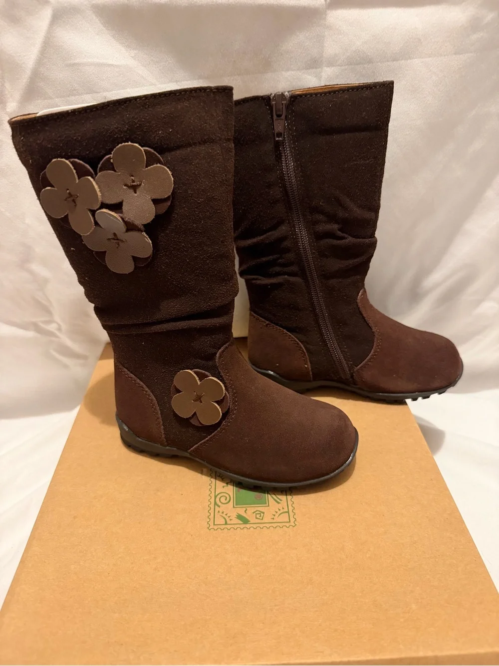 L'Amour Girls Flower Boots Size 8 Brown Suede Tall Boots D900BN Side Zip- NIB